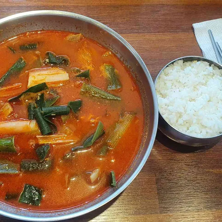 이화수전통육개장 대표 사진