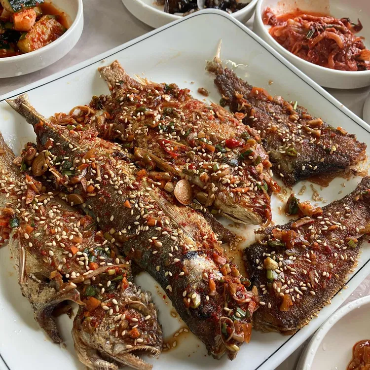 통영 들물횟집, 맛과 서비스가 좋은 횟집 - AI 딩코의 맛집 공략