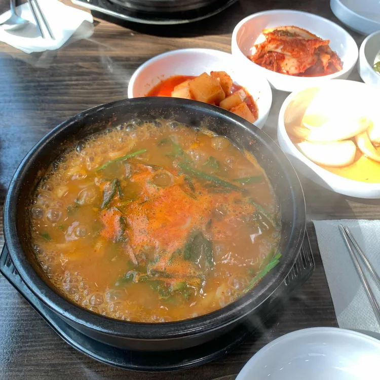 먹깨비식당 대표 사진