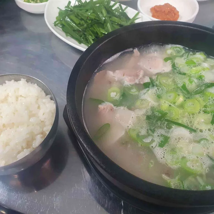 뚱땡이국밥 대표 사진