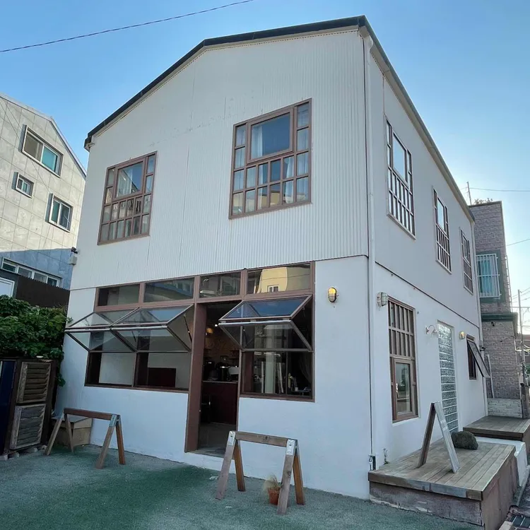 왓더플라워 대표 사진