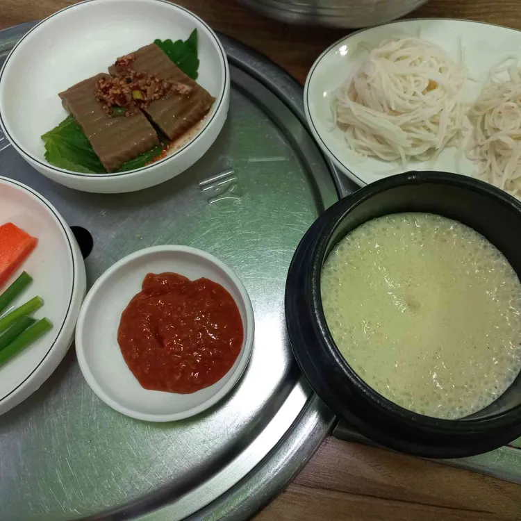 굴따세포항물회 대표 사진