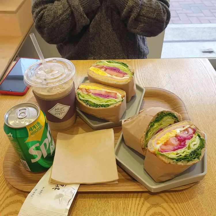 아베끄 대표 사진
