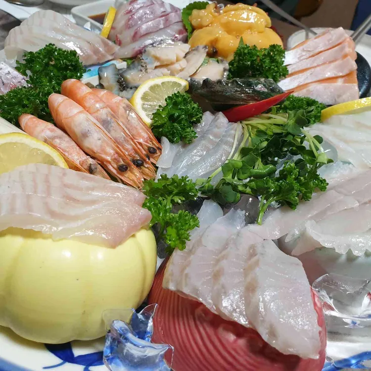 칠전일식 대표 사진
