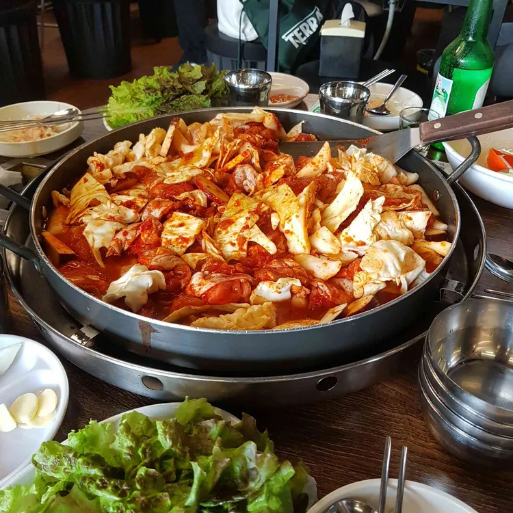 정통춘천닭갈비 대표 사진