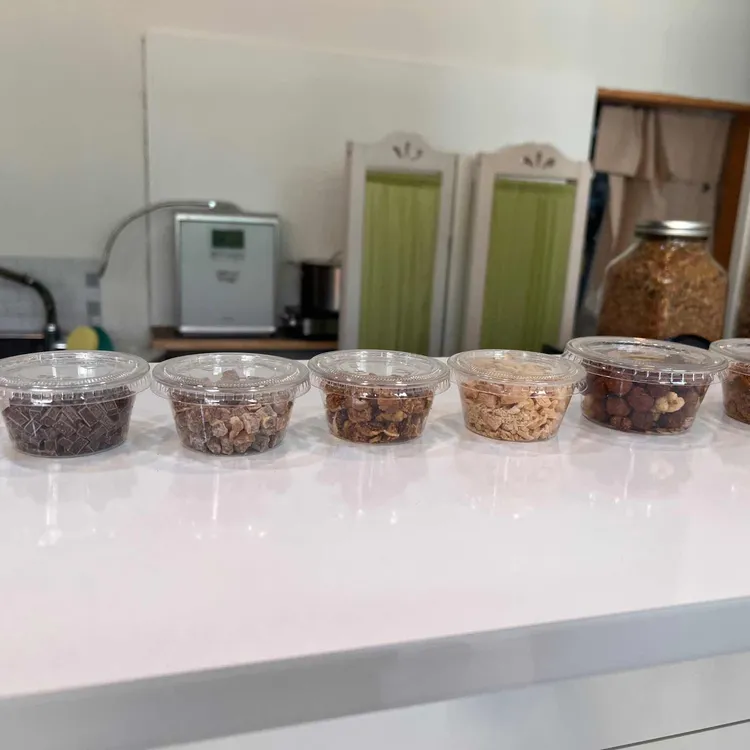 YOGI YOGURT 대표 사진