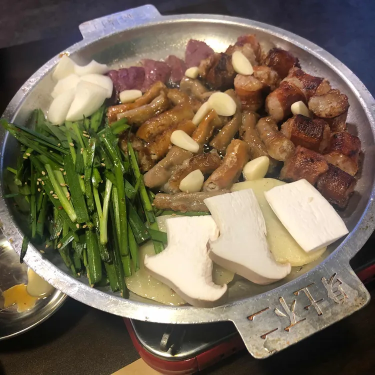 옛날부추곱창 대표 사진