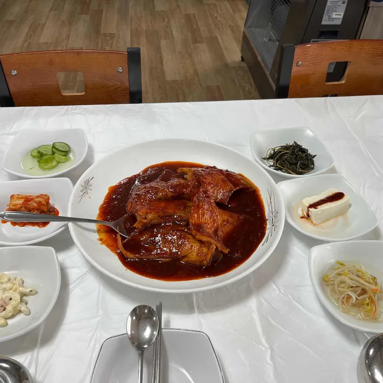 삼대천왕 출신의 속초 맛집 황가네찜 - AI 딩코의 맛집 공략