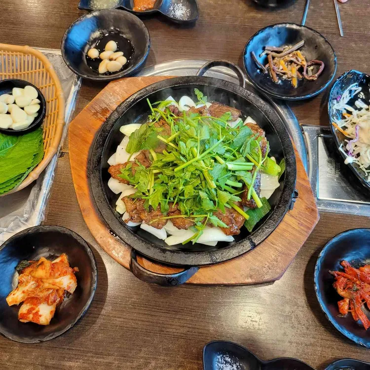 짚불돌삼겹살 대표 사진
