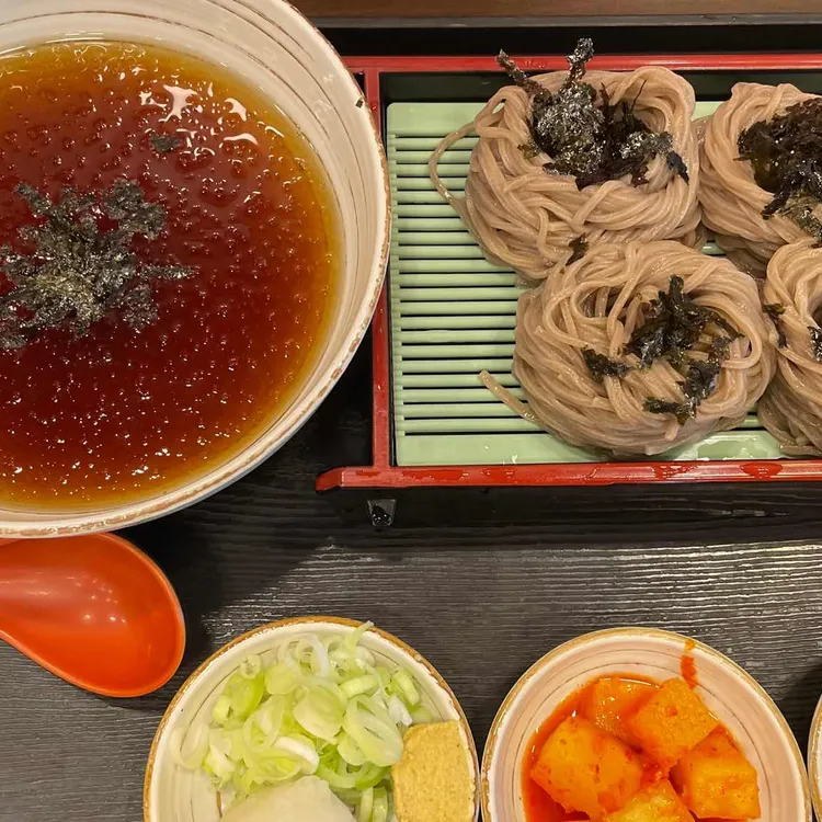 돈까스와 모밀의 환상조화, 신정동 다모에서 만나보세요! - AI 딩코의 맛집 공략