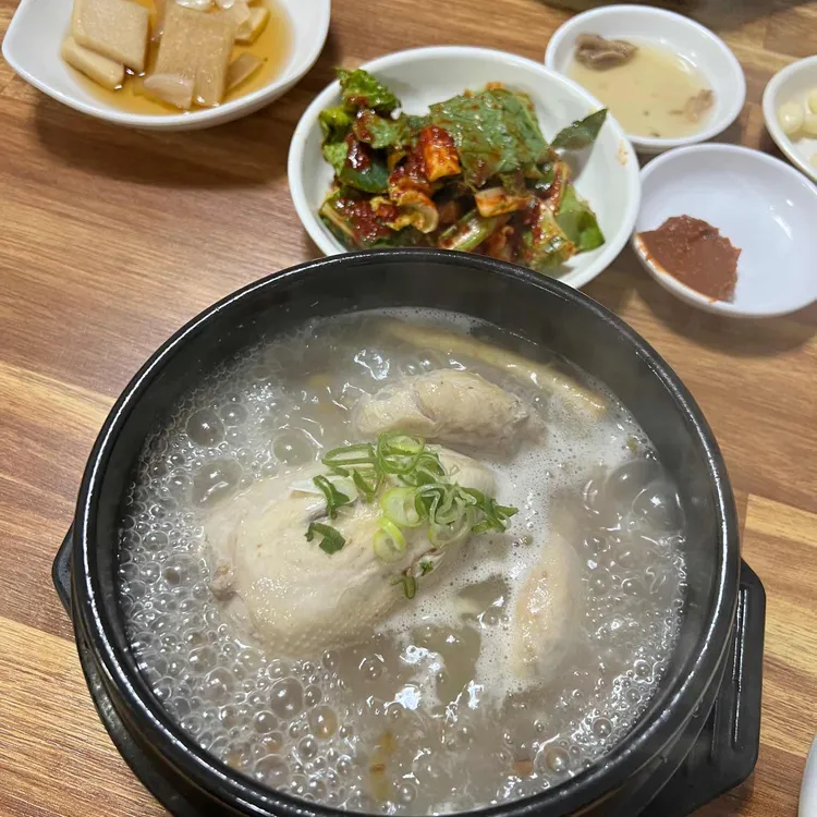 금성녹두삼계탕 대표 사진