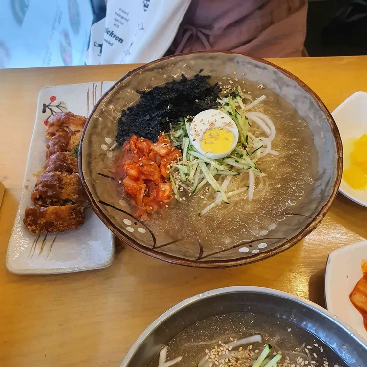 국수나무 대표 사진