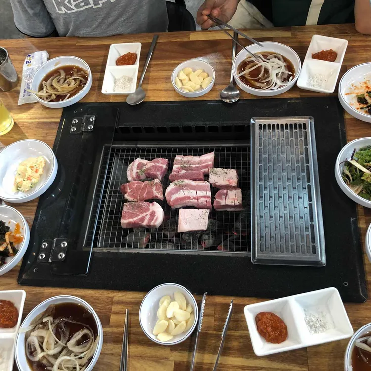 용숯불 대표 사진