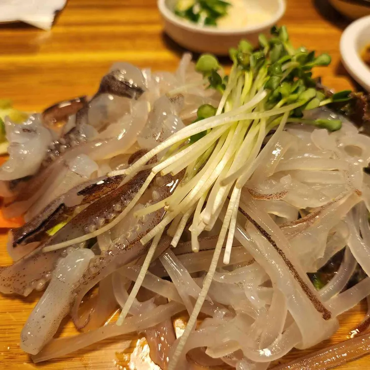 물만난오징어 대표 사진