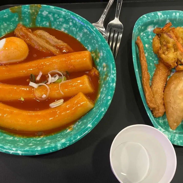 우리할매떡볶이, 맛과 가격으로 인기 - AI 딩코의 맛집 공략