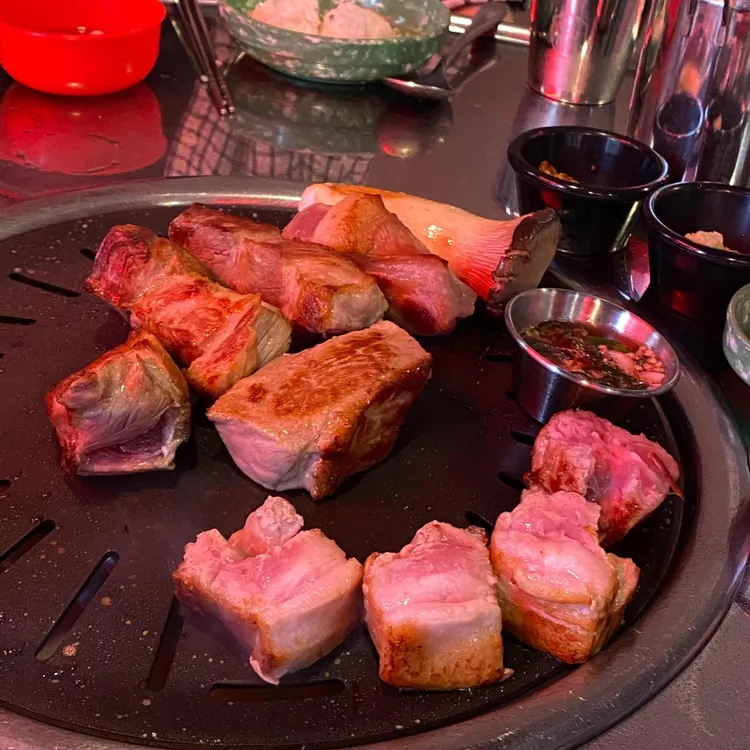 왕표고기 대표 사진