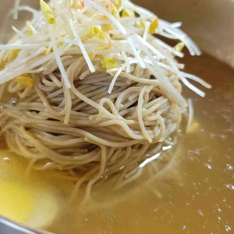 봉평의 메밀 향연, 메밀꽃향기 - AI 딩코의 맛집 공략