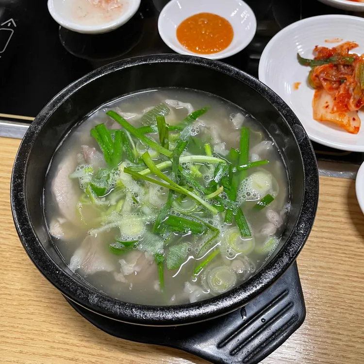청정순대국 대표 사진