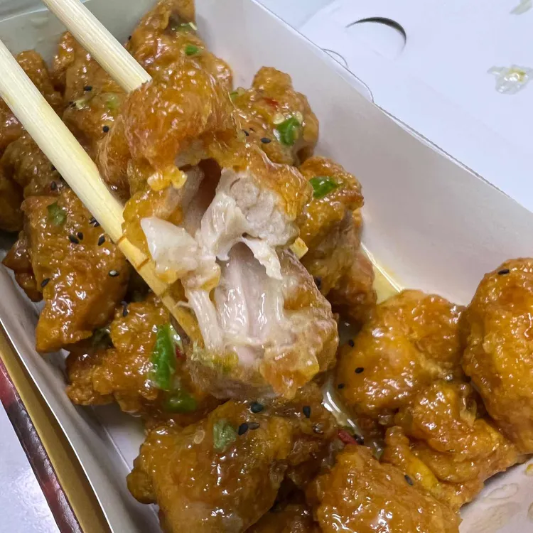 자담치킨 대표 사진