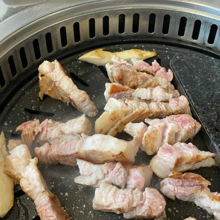 하면돼지 대표 사진