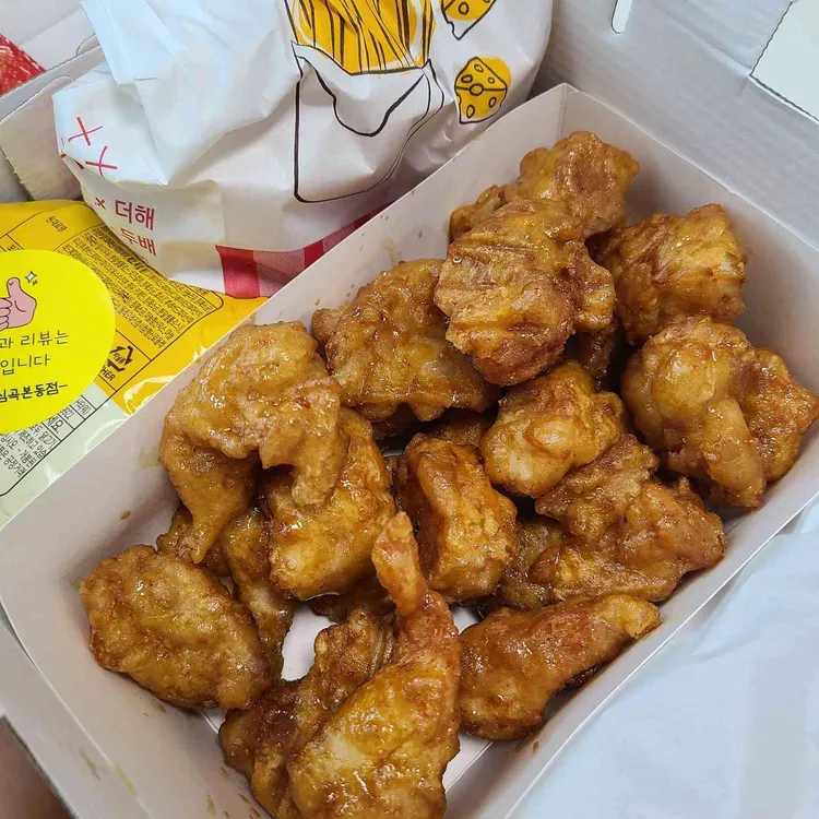호식이두마리치킨 대표 사진