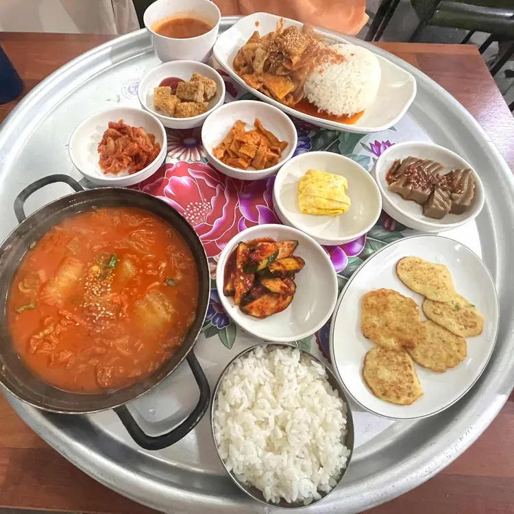 일오삼 대표 사진