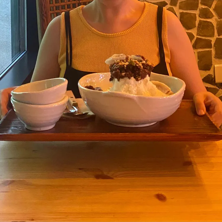 동백을지나서 대표 사진