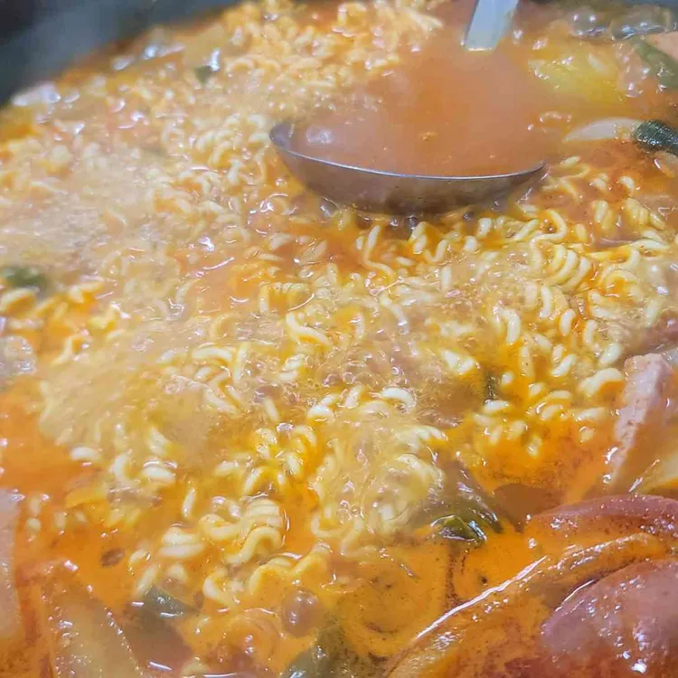 엘에이 햄많은부대찌개 대표 사진