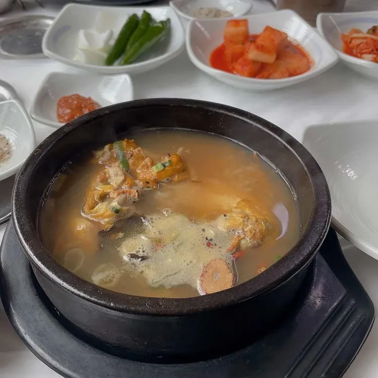 약초꾼한방삼계탕 대표 사진