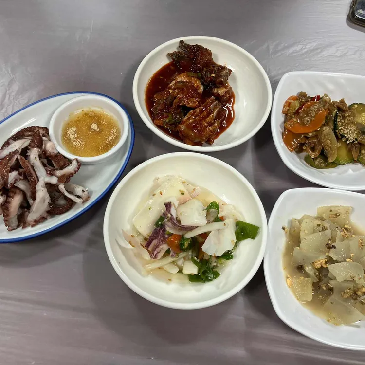 통영 물보라다찌: 해산물 다찌집 - AI 딩코의 맛집 공략