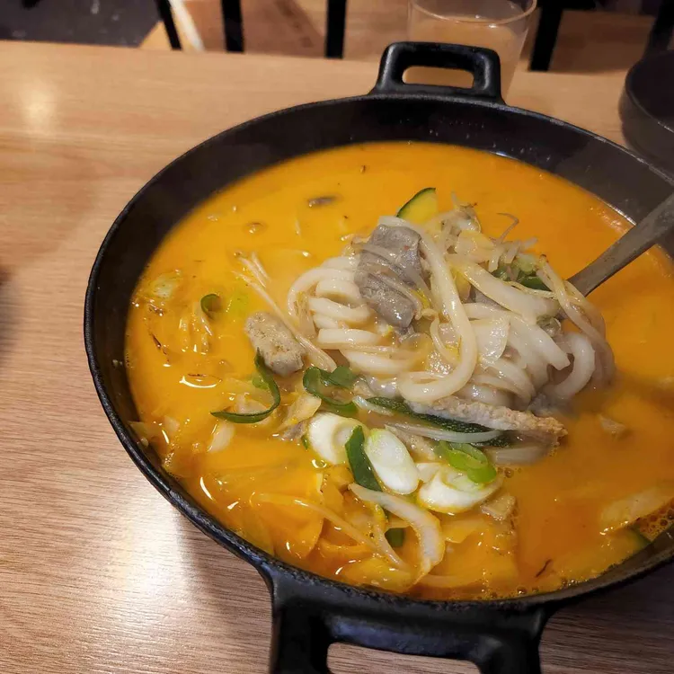 코이 대표 사진