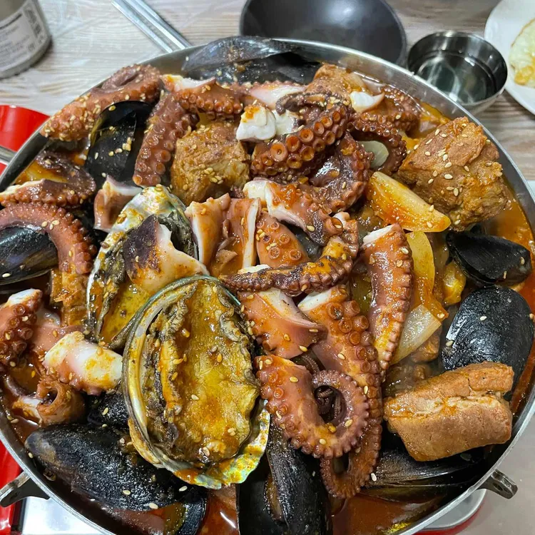제주 한림 맛집 옥만이네 해물갈비찜 전문 - AI 딩코의 맛집 공략