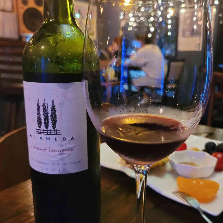 프레드 허쉬 대표 사진