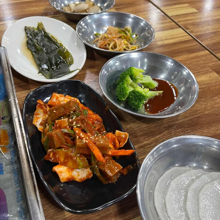 만년똥돼지 대표 사진