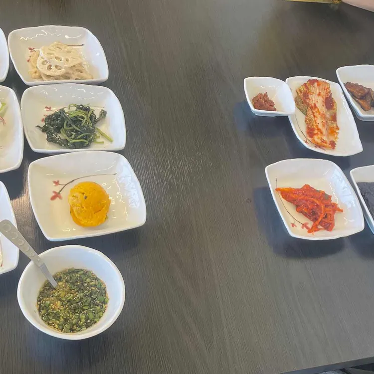 뜰안에 대표 사진