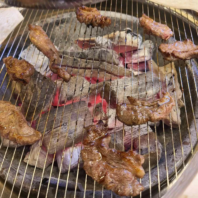 가성비 좋은 육품소갈비살화로구이 - AI 딩코의 맛집 공략