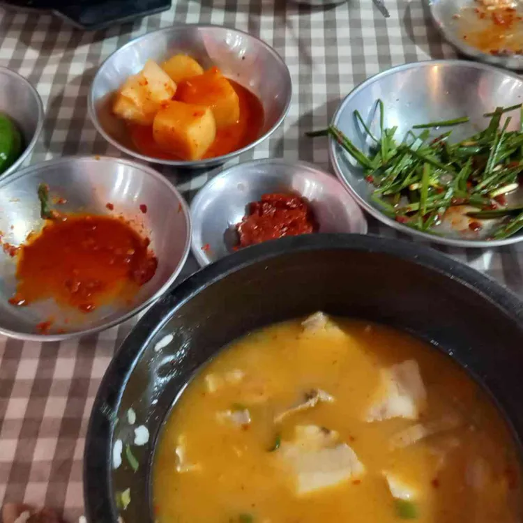 꽃돼지 국밥국수 대표 사진