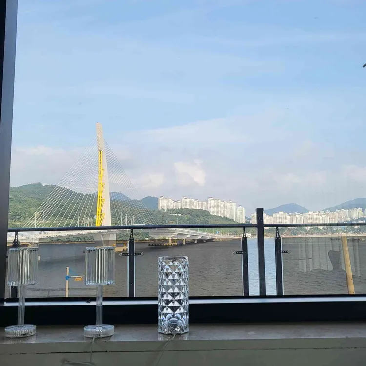 뷰 대표 사진