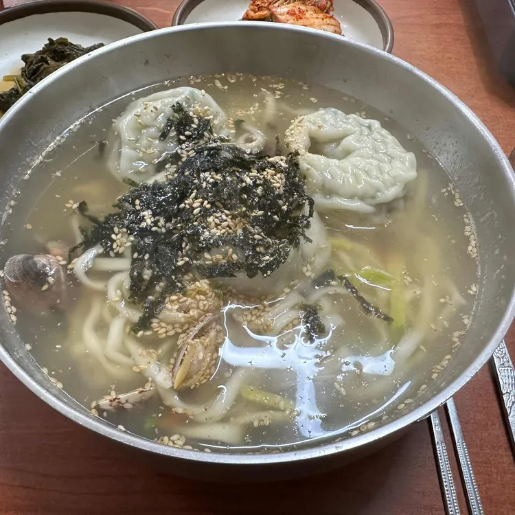 이모네손칼국수수제비 대표 사진
