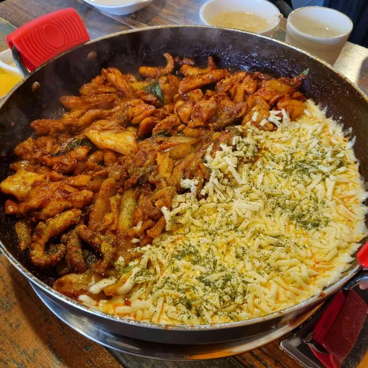 이점오닭갈비 대표 사진