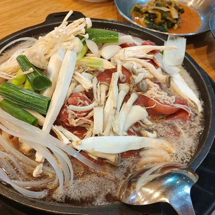 와떤길등갈비찜 대표 사진