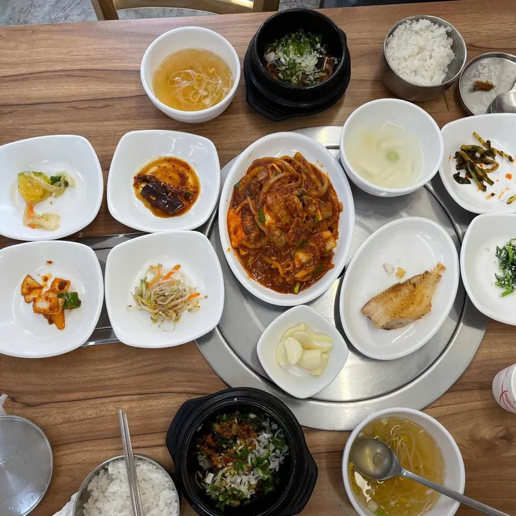 개화우렁쌈밥 대표 사진