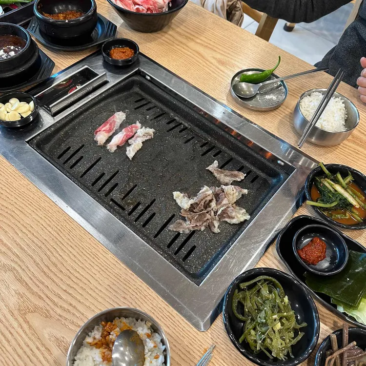 기와집쌈밥전문점 대표 사진