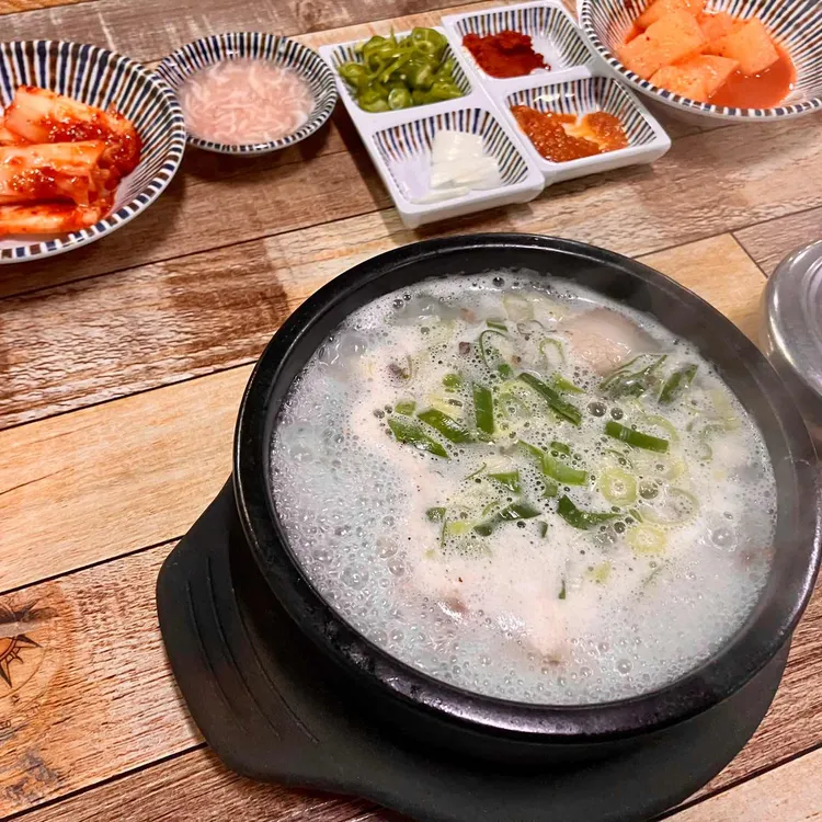 24시얼큰이병천순대 대표 사진