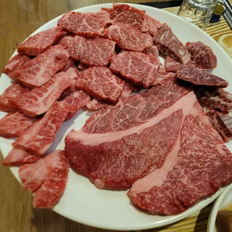 양지옥 대표 사진