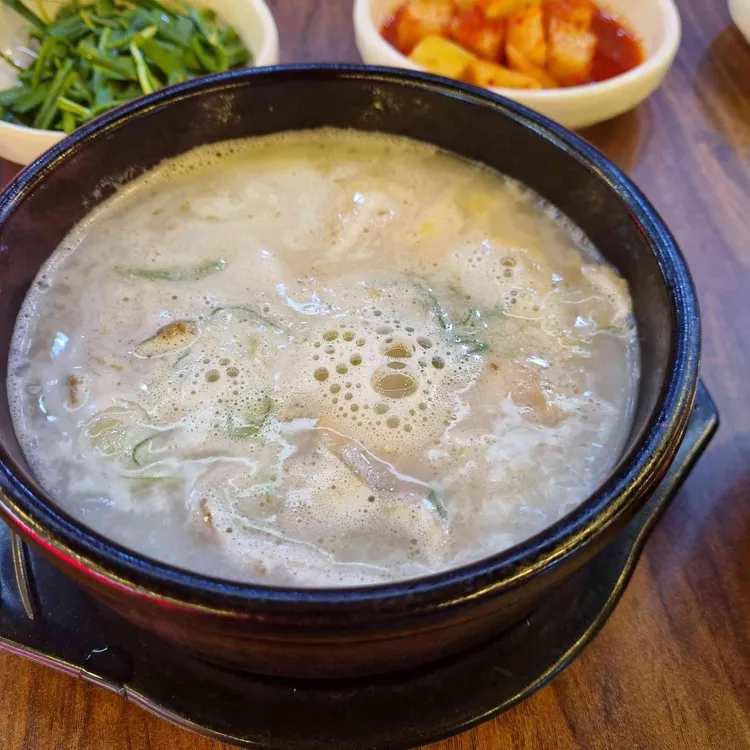 79네수육국밥앤철판 대표 사진