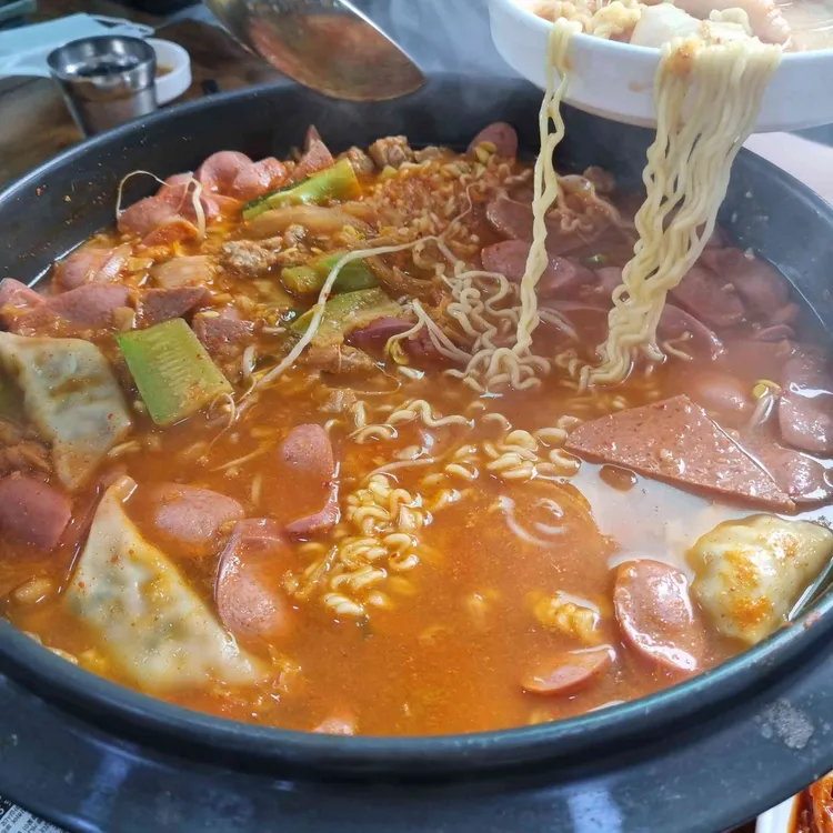 큰돌감자탕 대표 사진