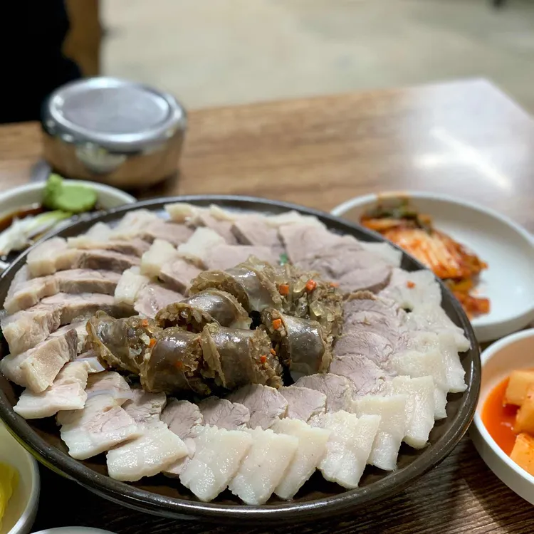 금호돼지국밥전문점 대표 사진