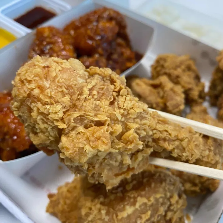 네네치킨 대표 사진