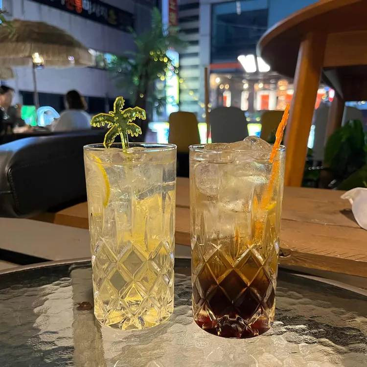 YELLOW TERRACE 22 대표 사진